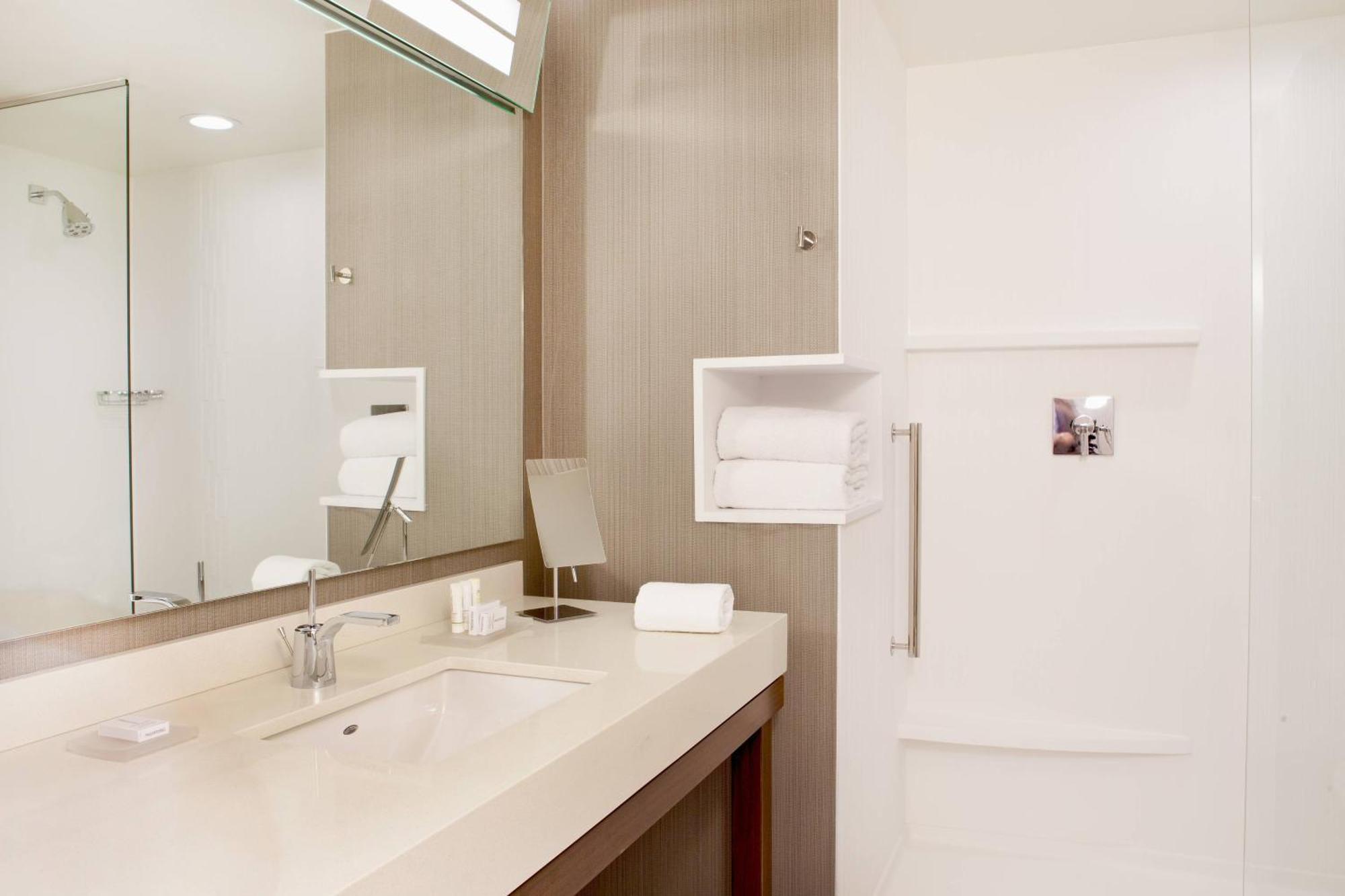 Courtyard By Marriott Yonkers Westchester County מראה חיצוני תמונה